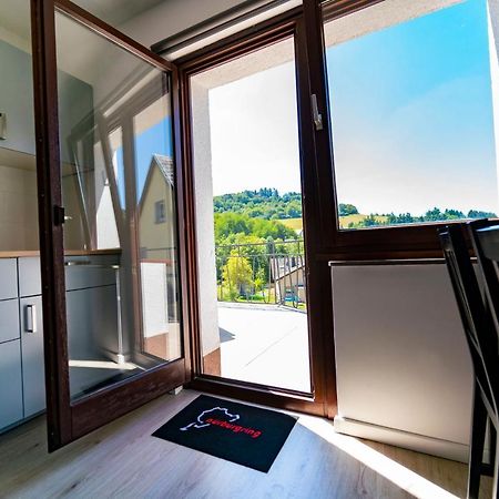 North Loop Rooms Adenau Ngoại thất bức ảnh